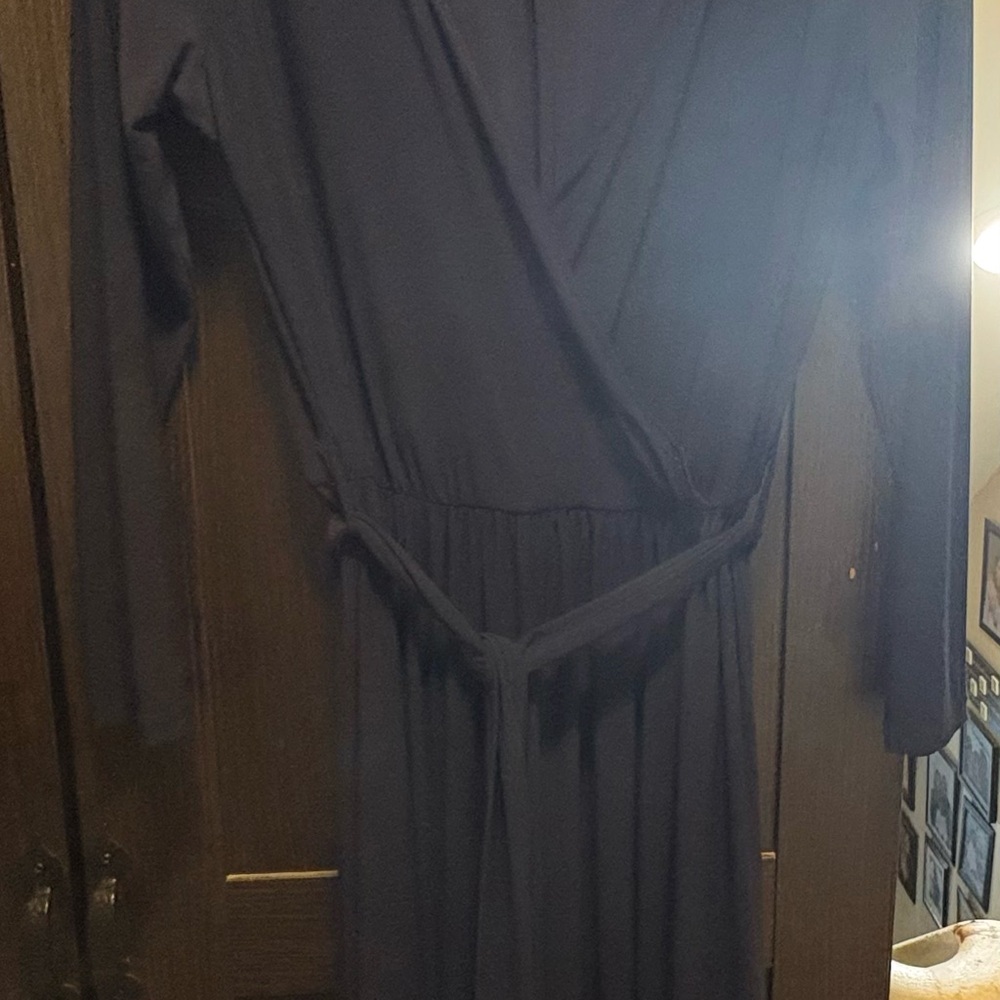 Elegant Navy Blue Wrap Dress